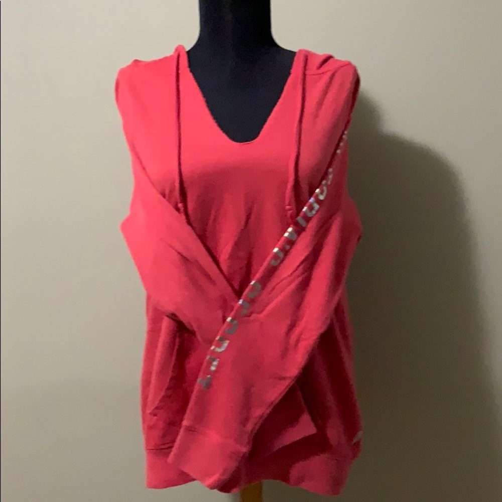VS Hoodie